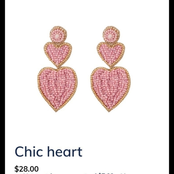 Treasure Jewels Chic Heart Earrings - Picture 1 of 3